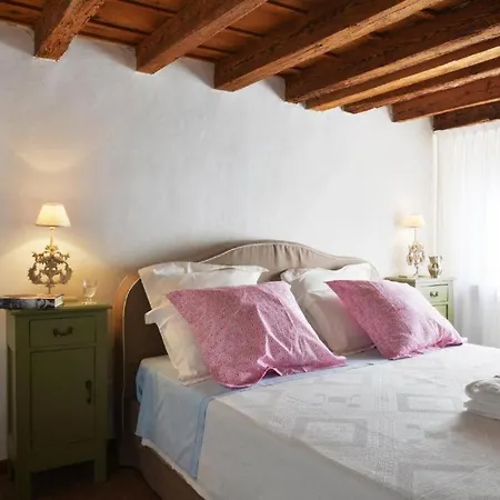 Rose Villa *
